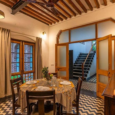 Stayvista'S Peepal Haveli - Rustic Kothi With Terrace, Breathtaking View & Bonfire Narainpur  Exteriör bild