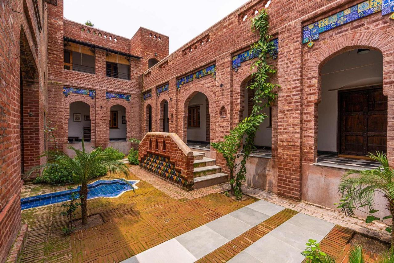Stayvista'S Peepal Haveli - Rustic Kothi With Terrace, Breathtaking View & Bonfire Narainpur  Exteriör bild