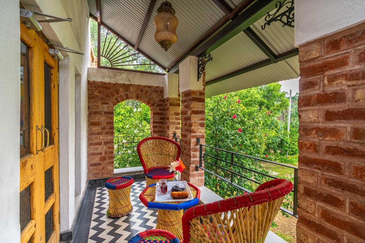 Stayvista'S Peepal Haveli - Rustic Kothi With Terrace, Breathtaking View & Bonfire Narainpur  Exteriör bild