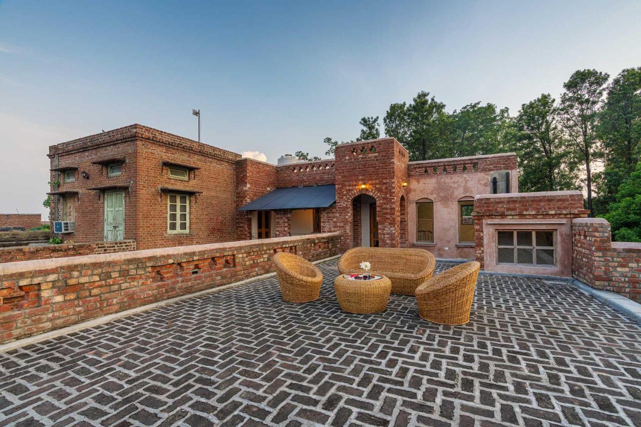 Stayvista'S Peepal Haveli - Rustic Kothi With Terrace, Breathtaking View & Bonfire Narainpur  Exteriör bild