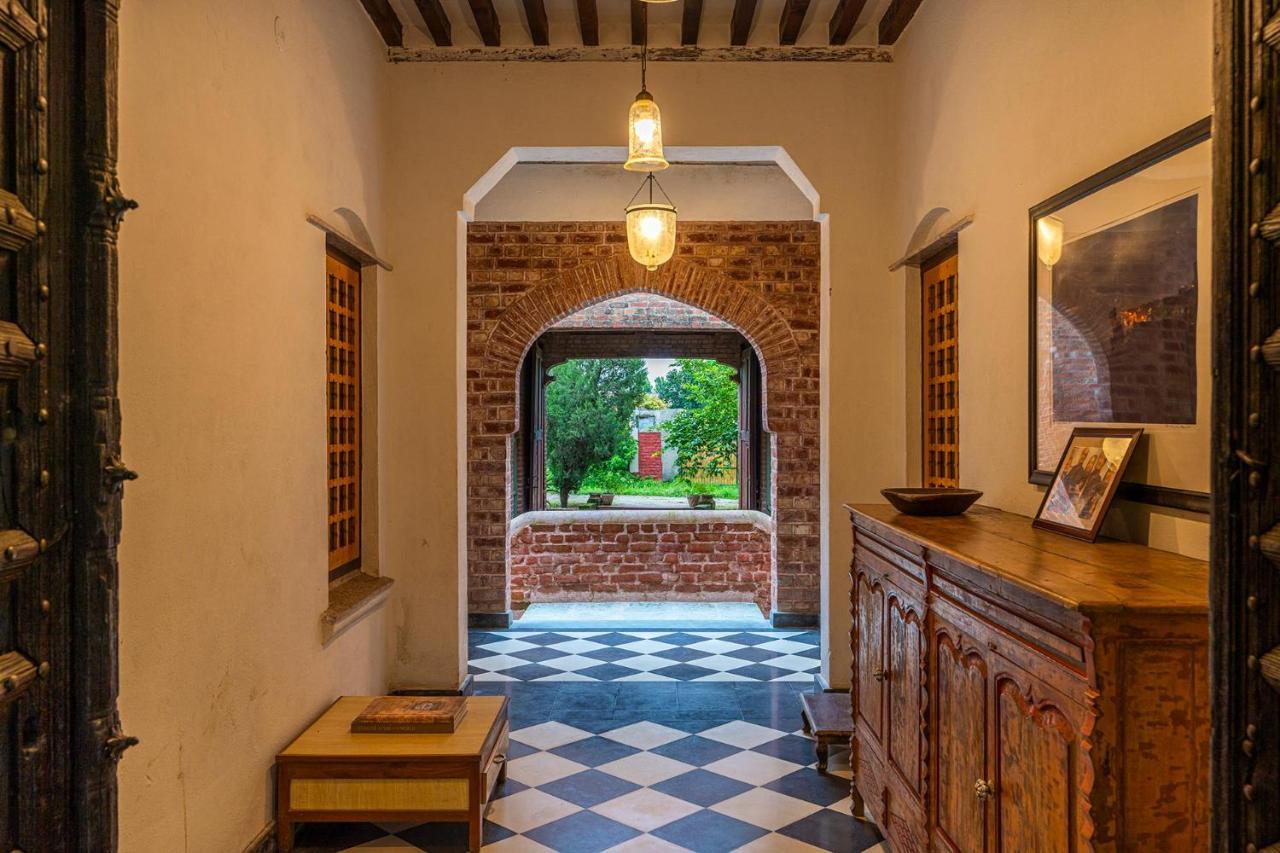 Stayvista'S Peepal Haveli - Rustic Kothi With Terrace, Breathtaking View & Bonfire Narainpur  Exteriör bild